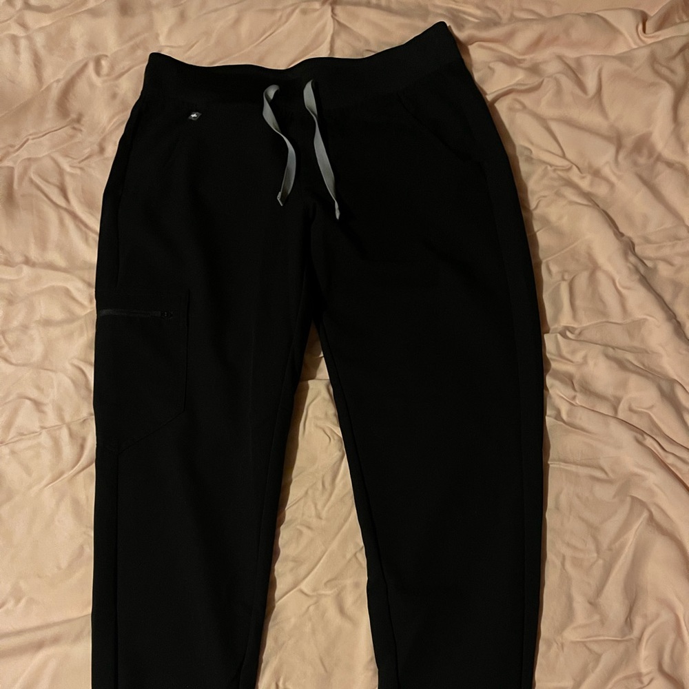 NWT Figs zamora joggers size small petite